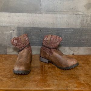 Cute Brown Ankle Boots